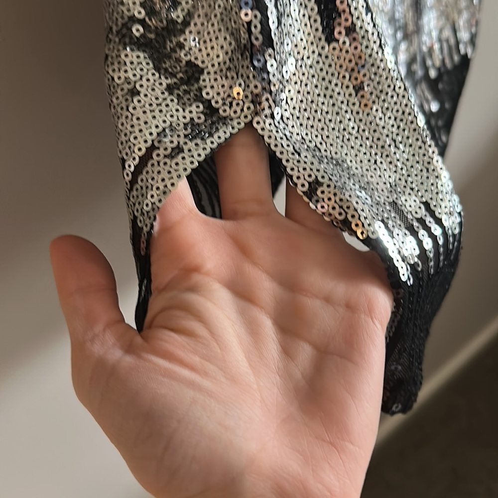 Sequin top! - Picture 6 of 6
